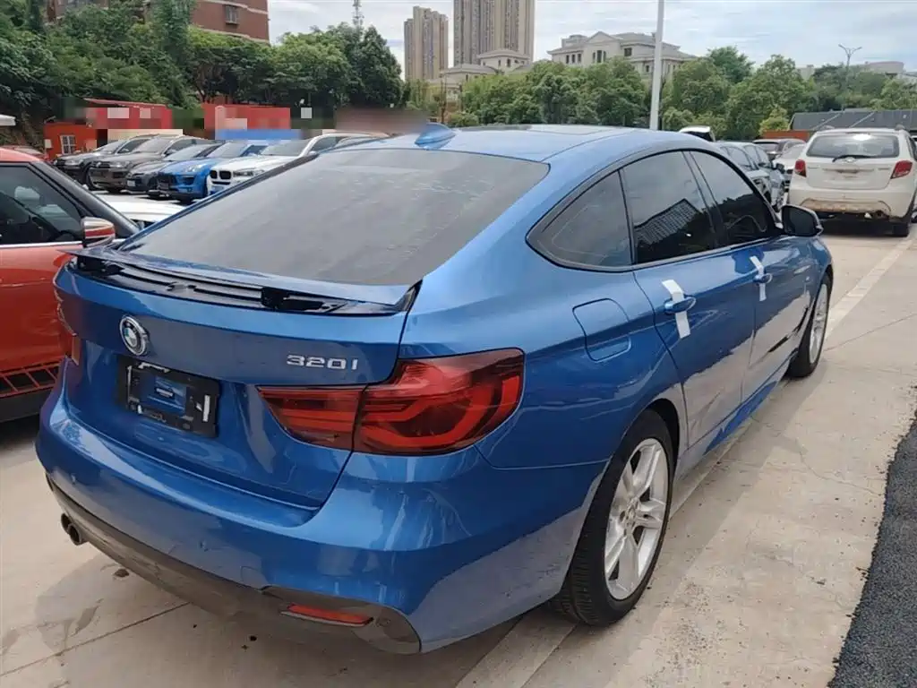 BMW 3 Series GT 2019 320i M Sport Package фото 7