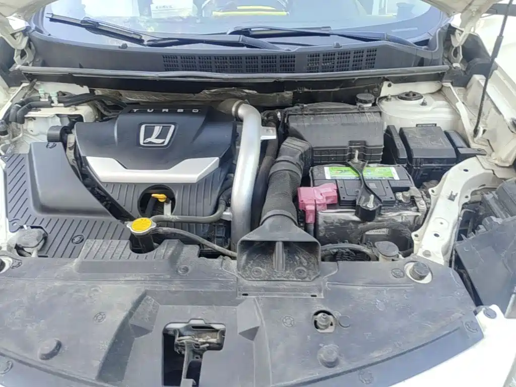 Luxgen U6 SUV 2016 2015 1.8T Innovation Upgrade