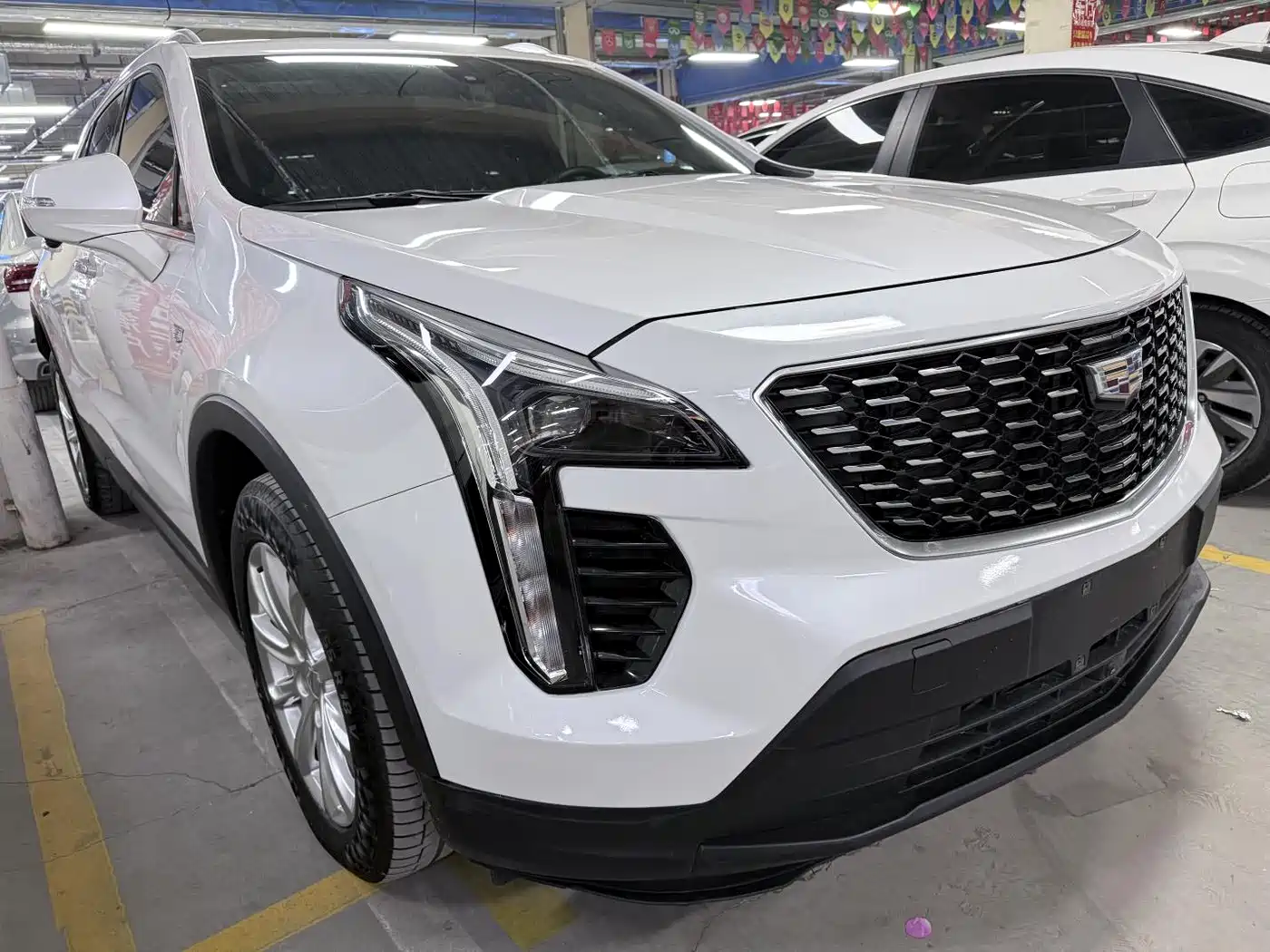 Cadillac XT4 2021 28T FWD Technology Edition фото 3