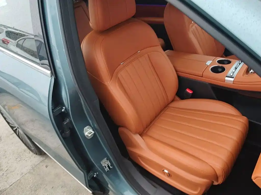 Jetour X70L 2025 2025 2.0T Automatic Flagship 7-Seater
