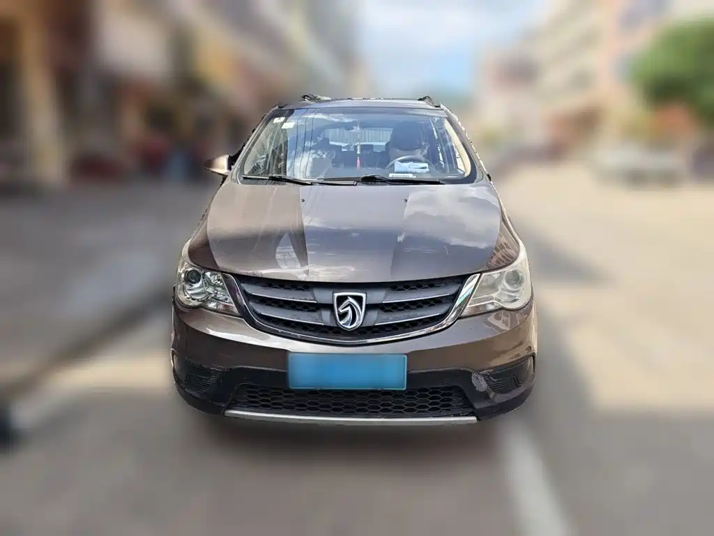 Baojun 730 2015 2014 1.5L Manual Standard 7-seater