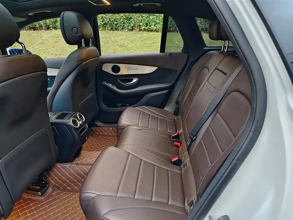 Mercedes-Benz GLC 2022 Facelift III GLC 260 L 4MATIC Dynamic фото 8
