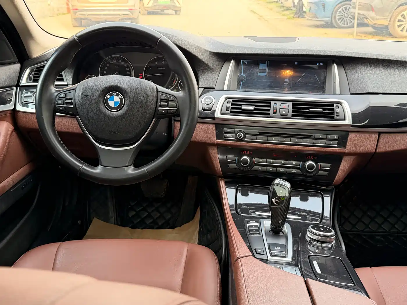 BMW 5 Series 2014 520Li Elegance фото 14