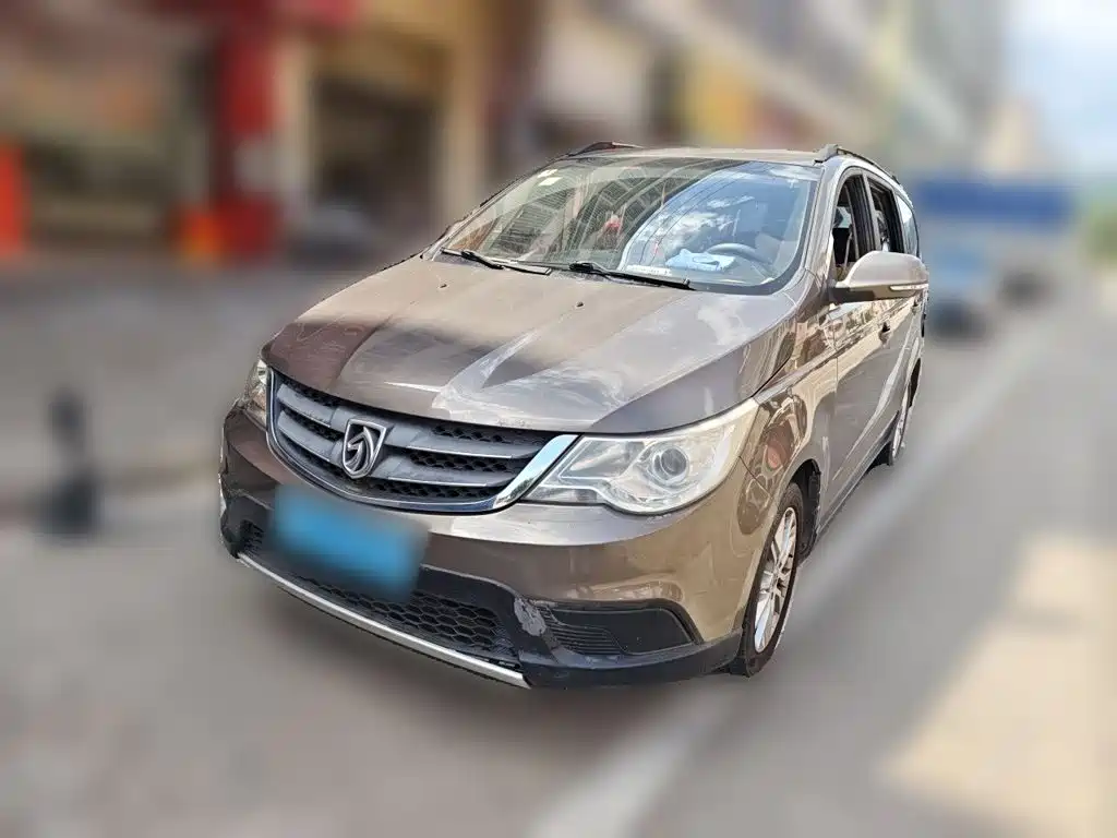 Baojun 730 2015 2014 1.5L Manual Standard 7-seater