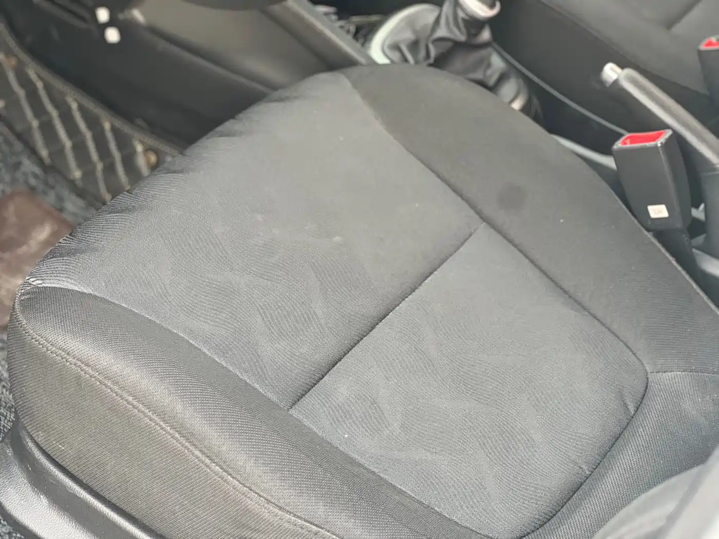 Kia K2 2015 Sedan 1.4L MT GLS фото 9