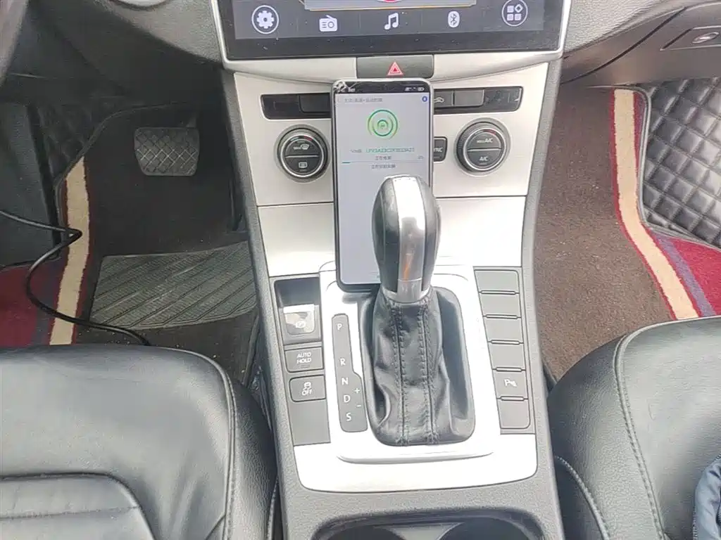Volkswagen Magotan 2015 1.8TSI Leading фото 14