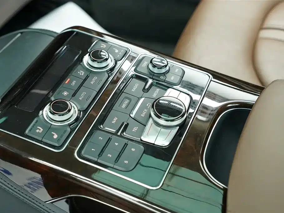 Audi A8 2014 A8L 45 TFSI quattro Luxury фото 19
