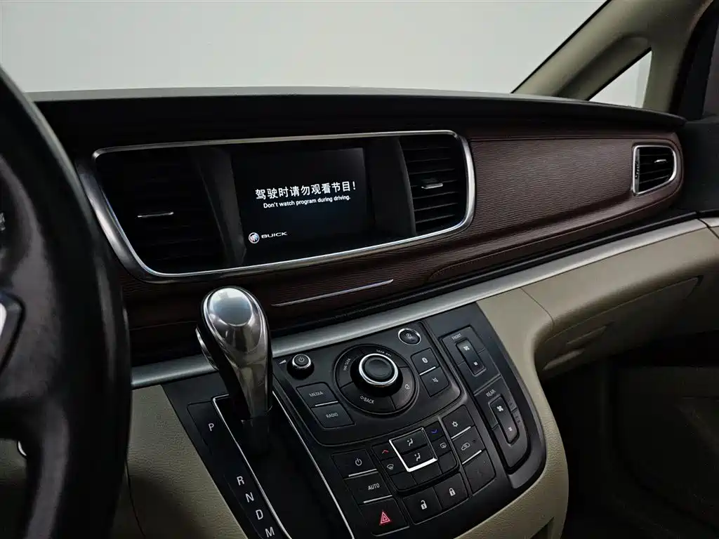 Buick GL8 2018 28T Luxury Model China VI фото 6