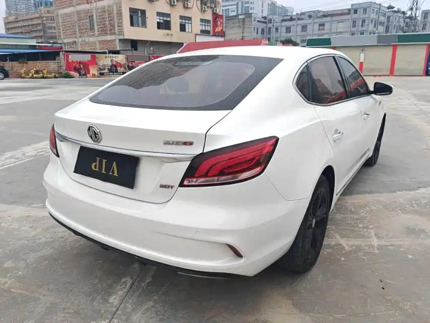 MG MG6 2018 2017 20T Automatic Luxury Smart Connect Version (China V)