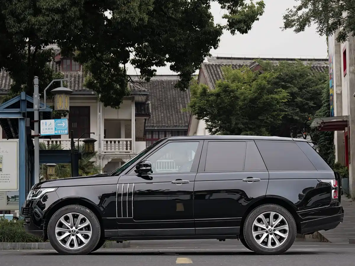 Фото 2 - Land Rover Range Rover