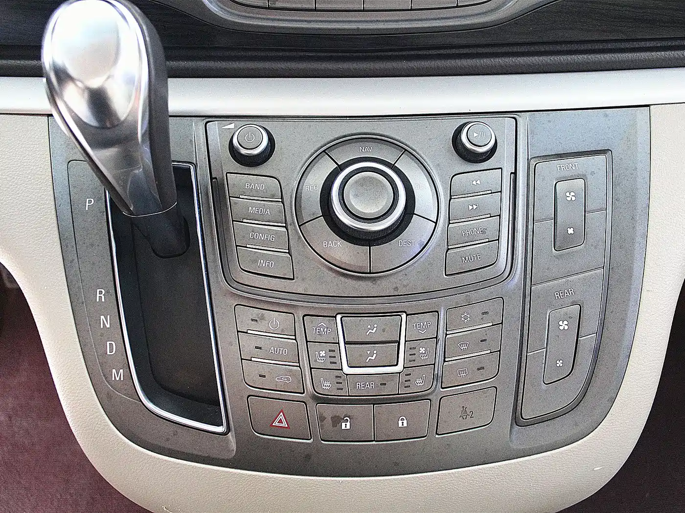 Buick GL8 2013 3.0L XT Luxury Business Flagship Edition фото 7