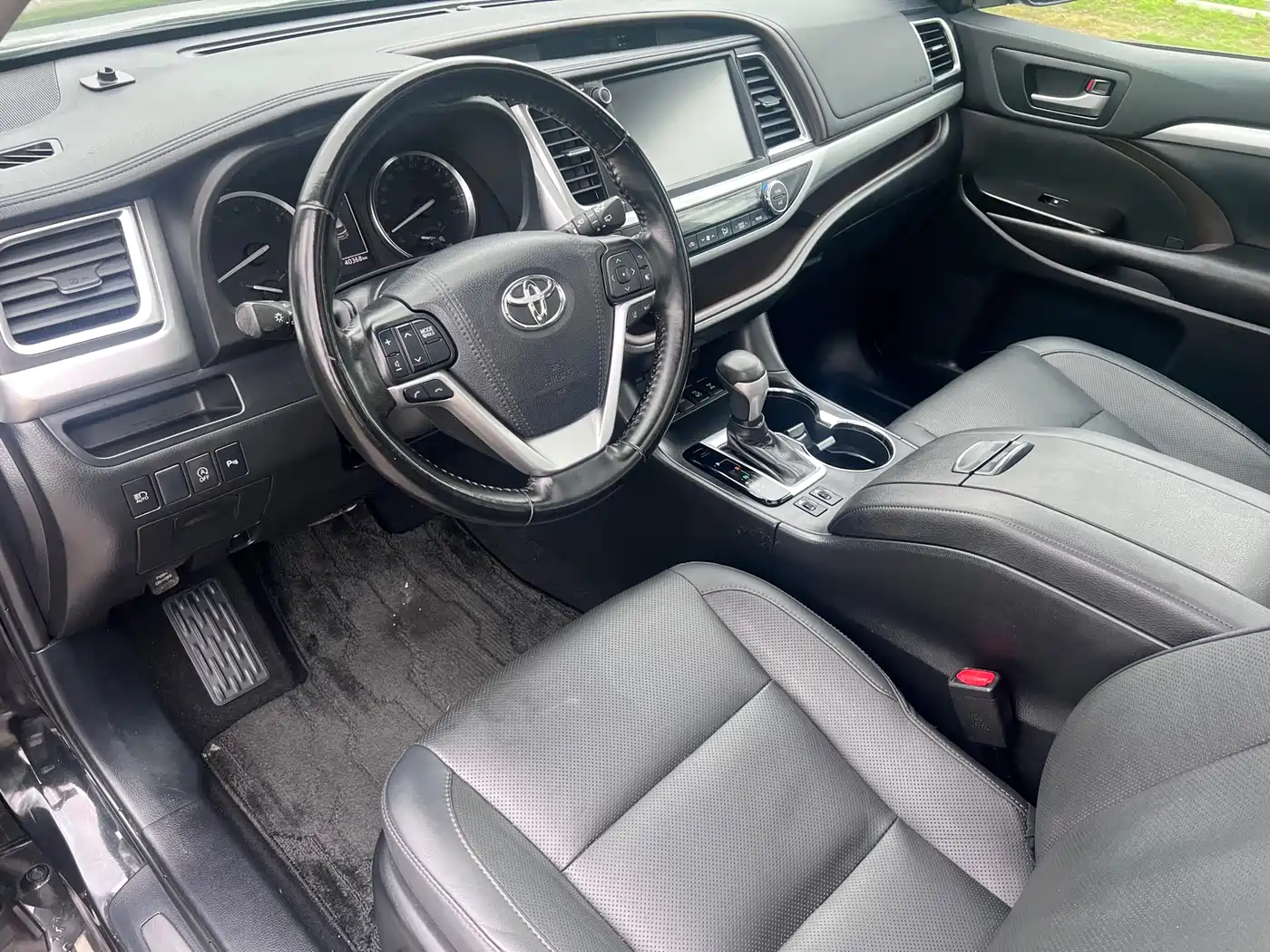 Toyota Highlander 2018 2.0T 4WD Luxury 7-seater China VI фото 8