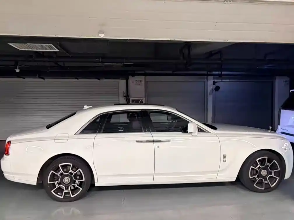 Фото 2 - Rolls-Royce Ghost