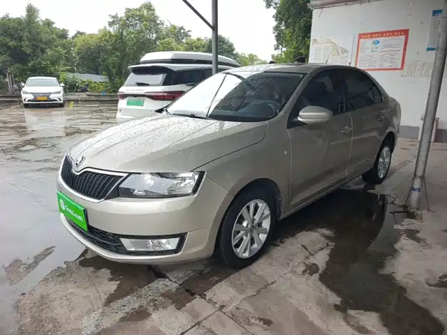 Škoda Rapid 2016 1.6L Automatic Pioneer Edition