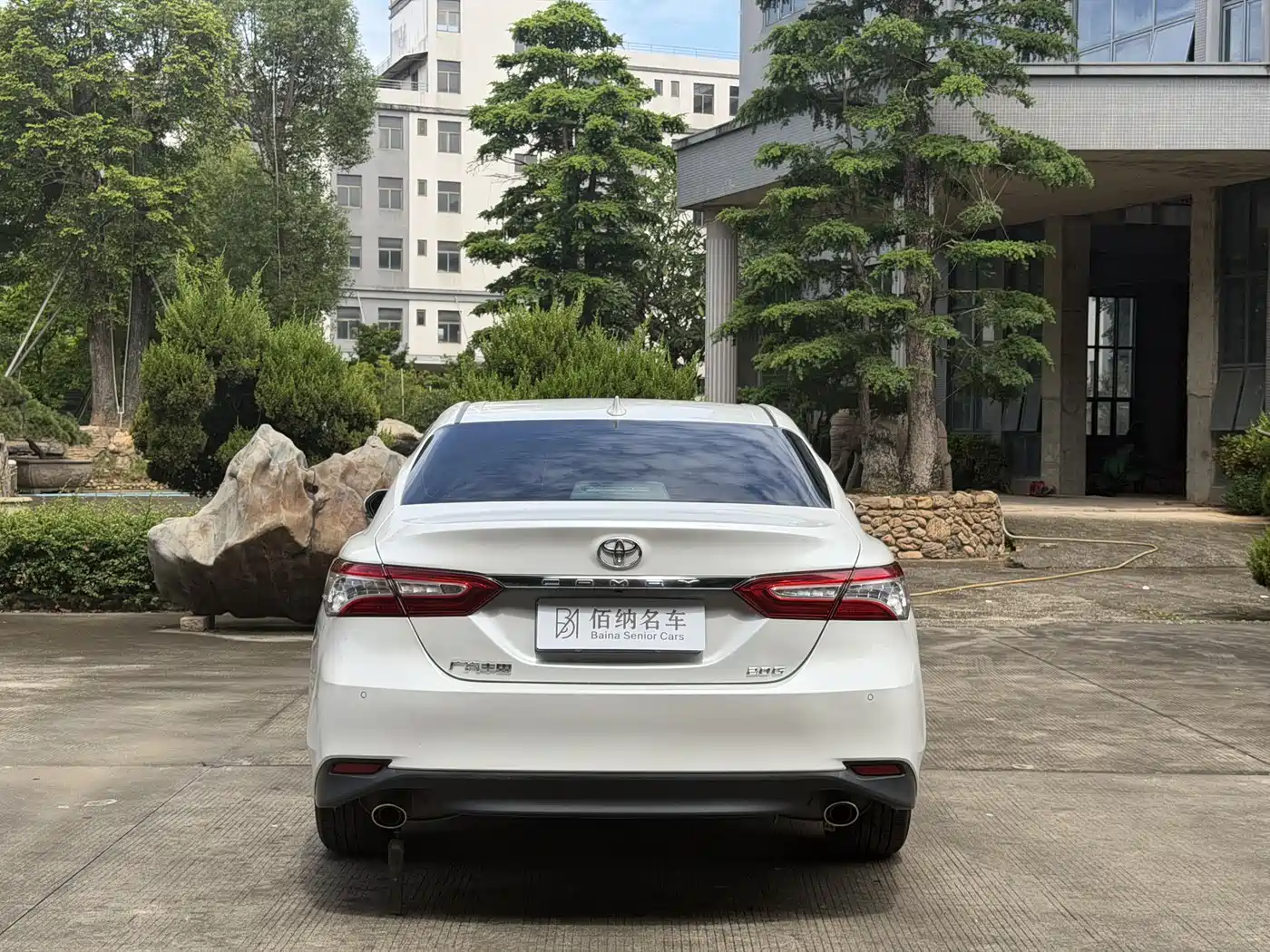 Toyota Camry 2021 2.0G Luxury Edition фото 9
