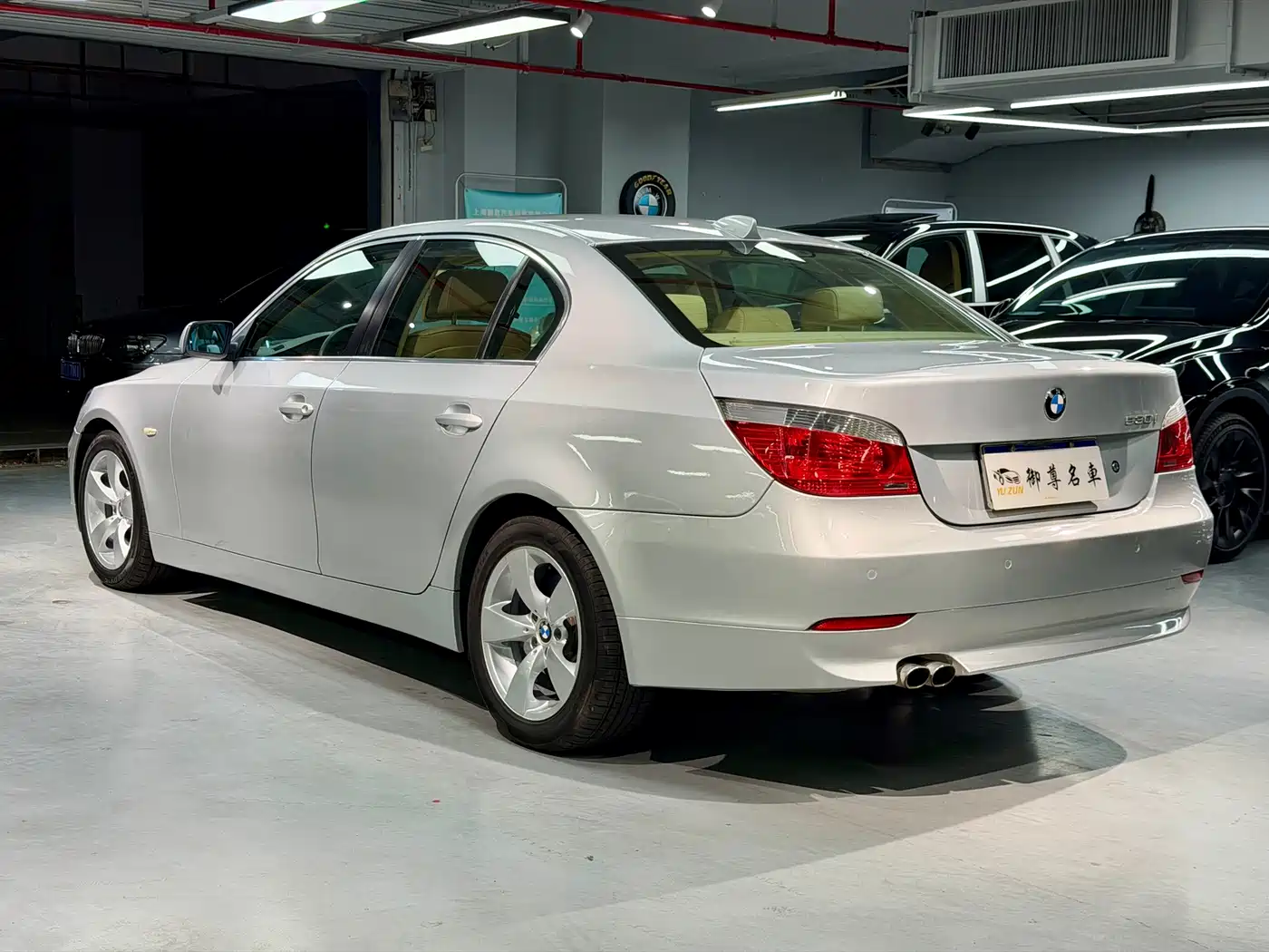 BMW 5 Series 2005 Model 530i фото 6