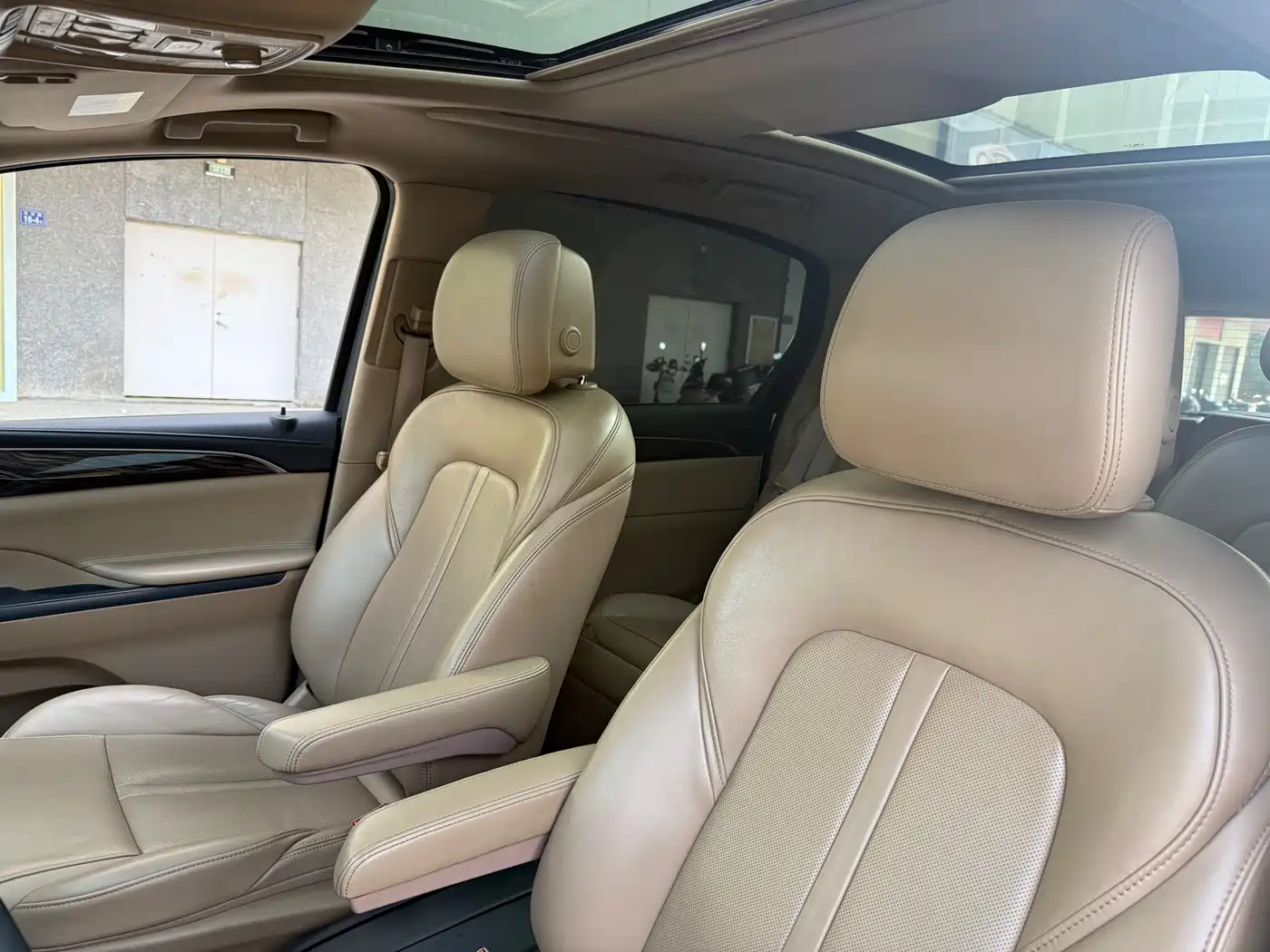 Buick GL8 2017 ES 28T Luxury China V фото 19