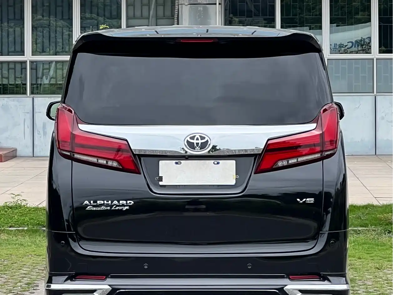 Toyota Alphard 2015 3.5L Premium Edition фото 5