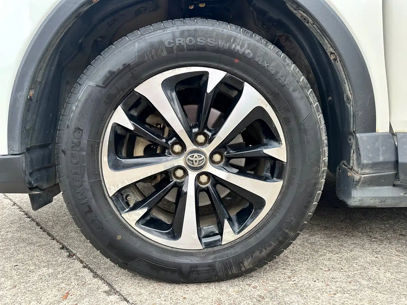 Toyota RAV4 Rongfang 2018 2.0L CVT 2WD Trend X Edition фото 18