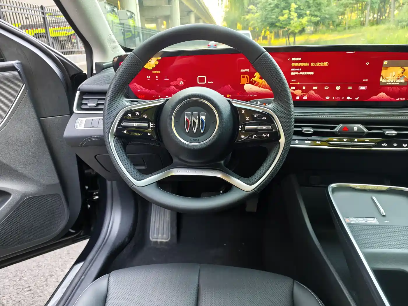 Buick LaCrosse 2025 Model 28T Platinum Edition фото 10