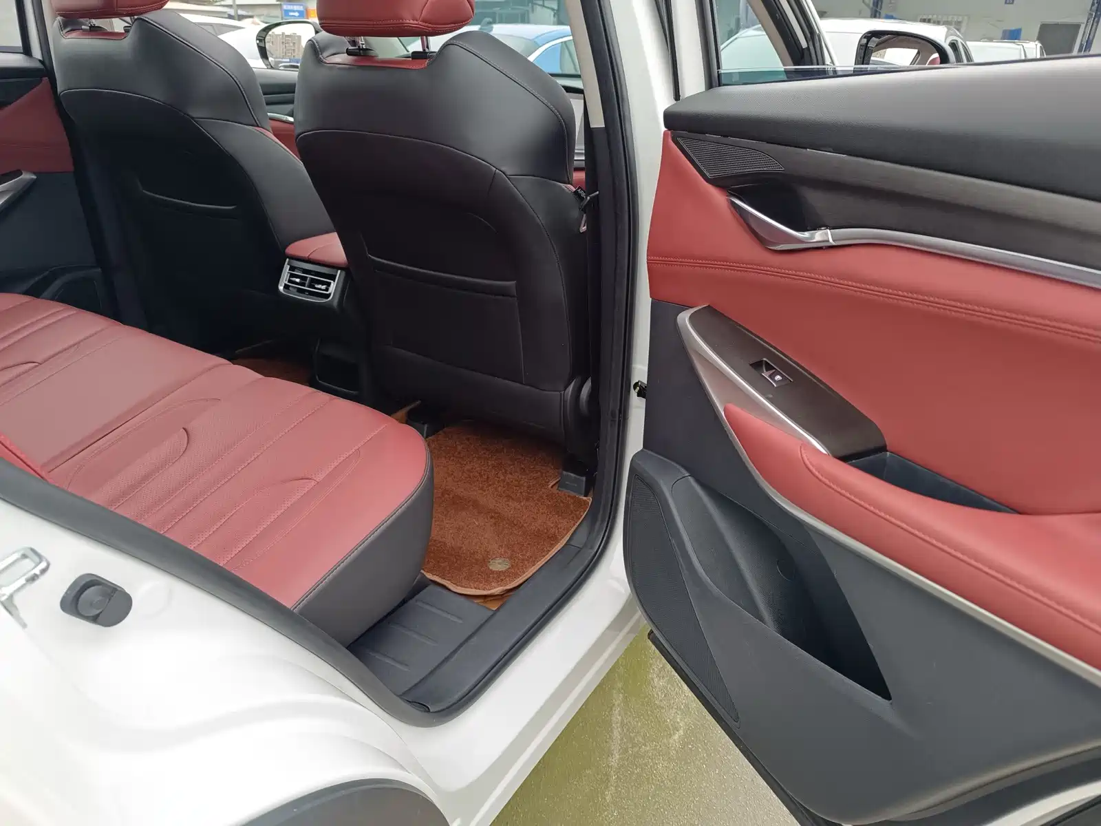 Фото 15 - Changan CS75 PLUS