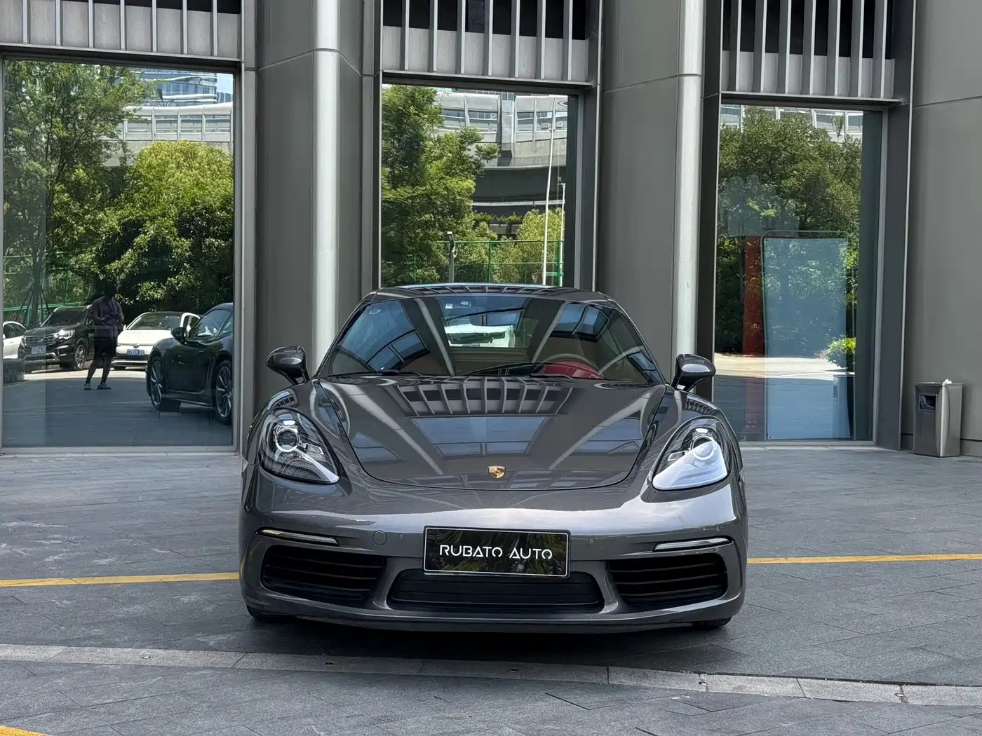 Porsche 718 2016 Cayman 2.0T фото 5