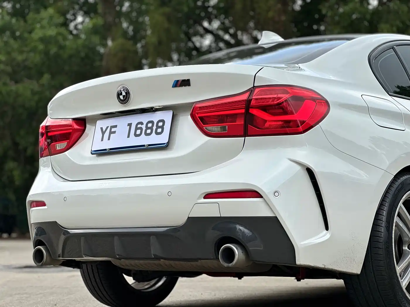 BMW 1 Series 2019 120i Leading M Sport Package фото 8