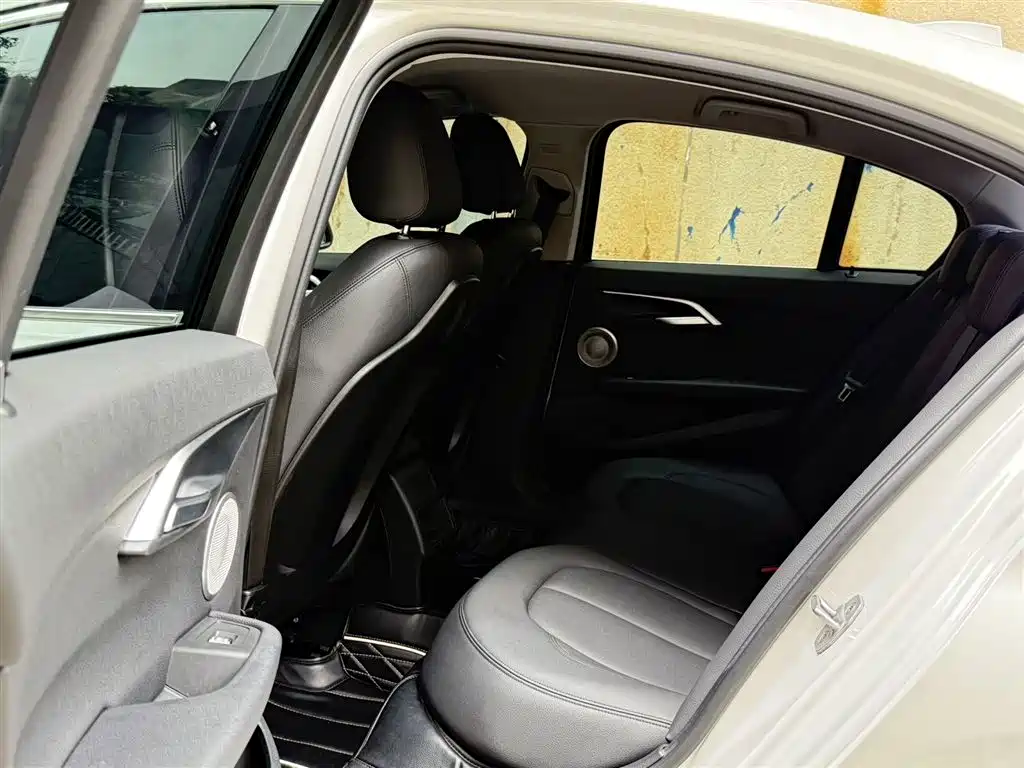 BMW 1 Series 2021 Facelift 120i M Sport фото 6