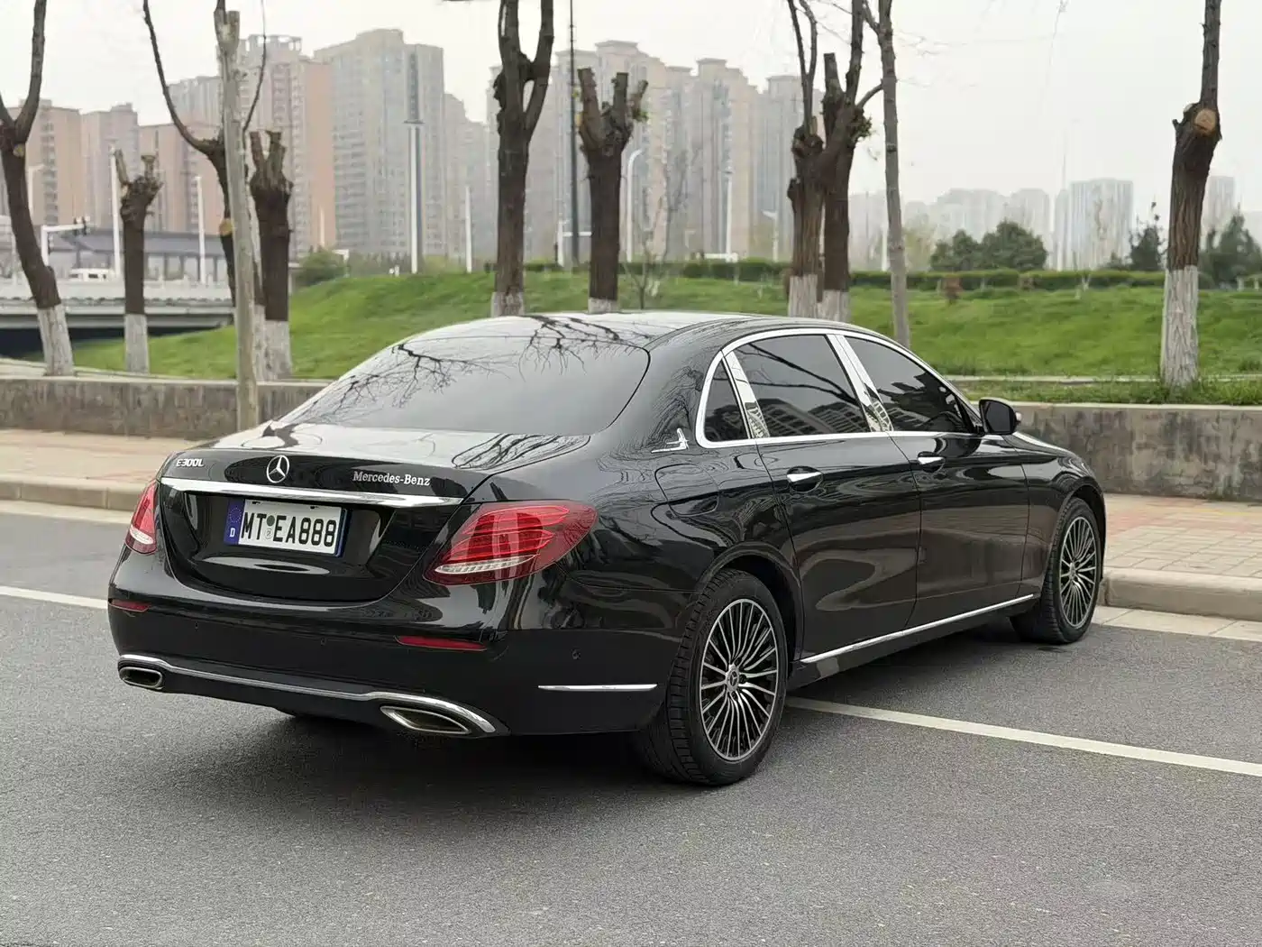 Mercedes-Benz E-Class 2018 Facelift E 300 L Fashion фото 7