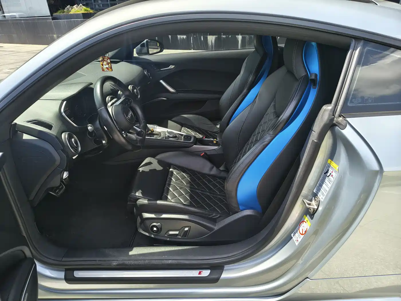 Audi TTS 2017 TTS Coupe 2.0TFSI quattro фото 3