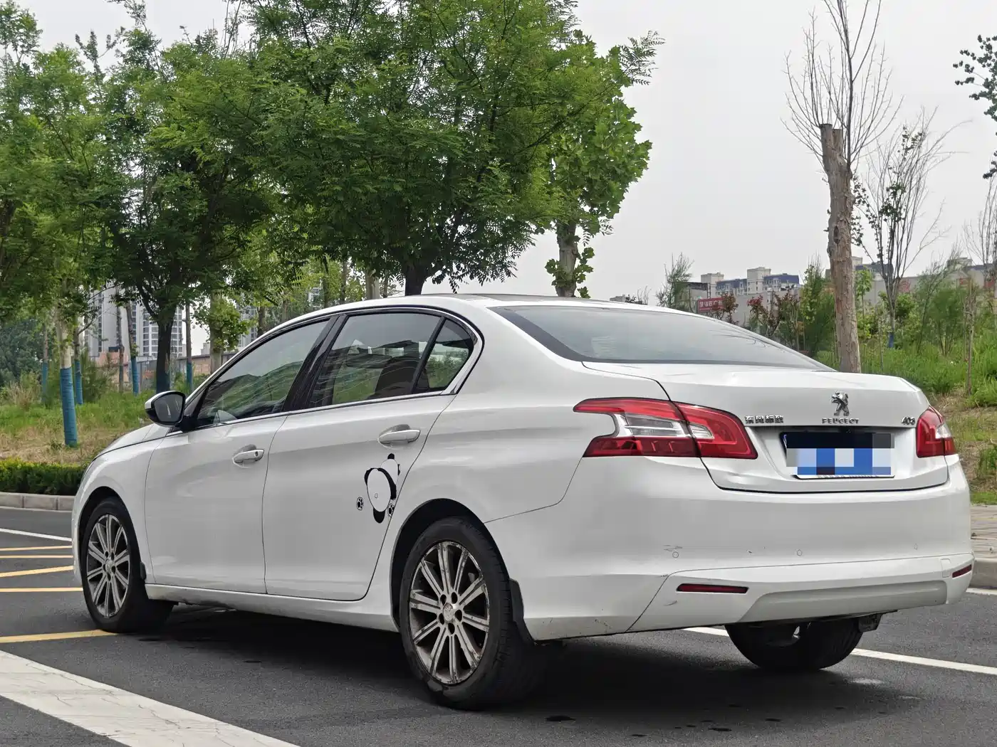 Peugeot 408 2014 1.8L Automatic Luxury Edition фото 13