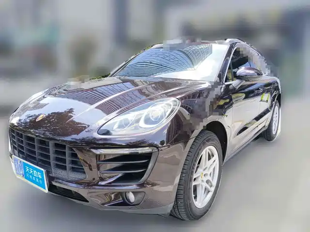 Porsche Macan 2016 Macan 2.0T — фото 1