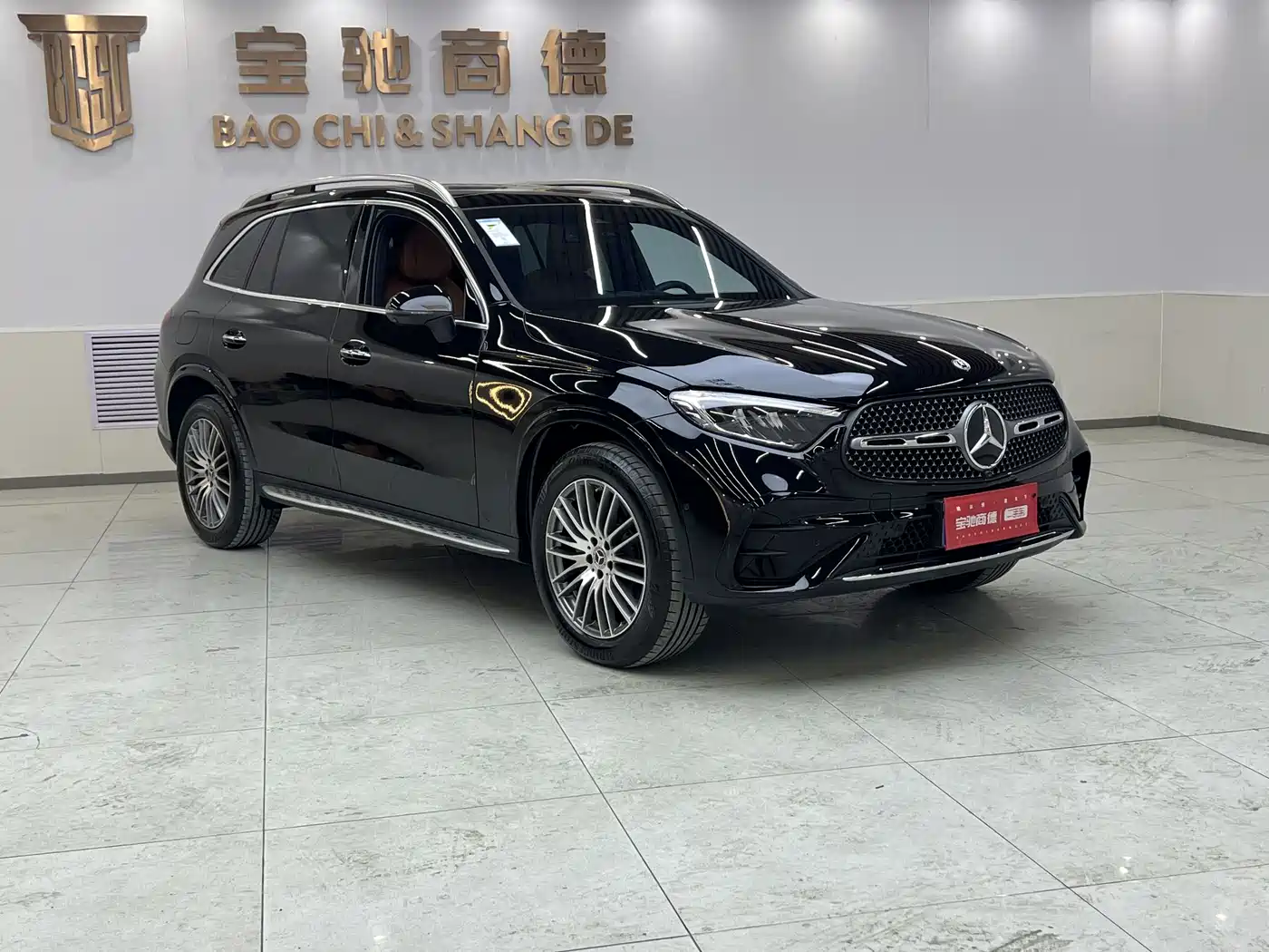Mercedes-Benz GLC 2024 GLC 300 L 4MATIC Dynamic 5-seater фото 3