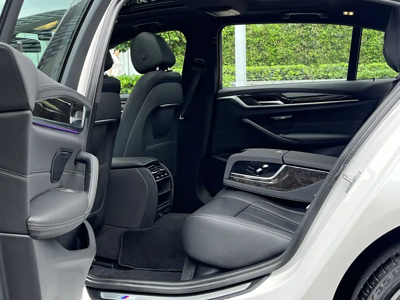 BMW 5 Series 2019 Facelift 530Li Leading M Sport Package фото 11