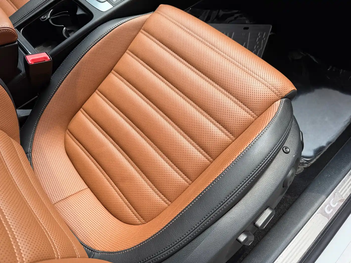 Volkswagen FAW-Volkswagen CC 2013 2.0TSI Ultimate фото 21