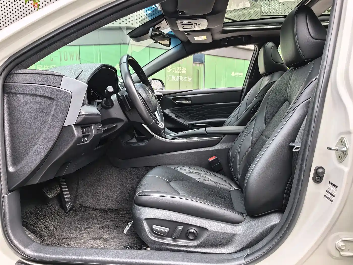 Toyota Avalon 2019 2.5L Touring Premium (China V) фото 13