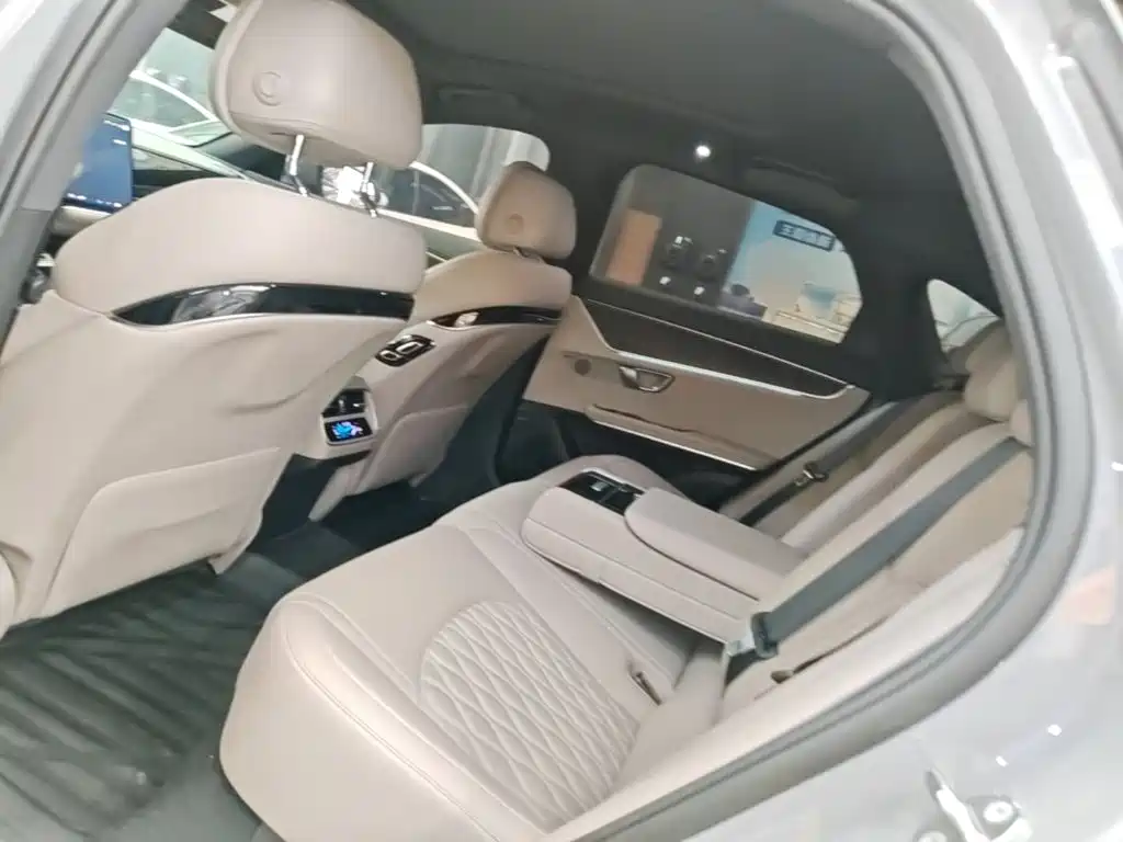 BYD Han 2025 2025 DM-i Smart Driving Edition 125KM LiDAR Flagship