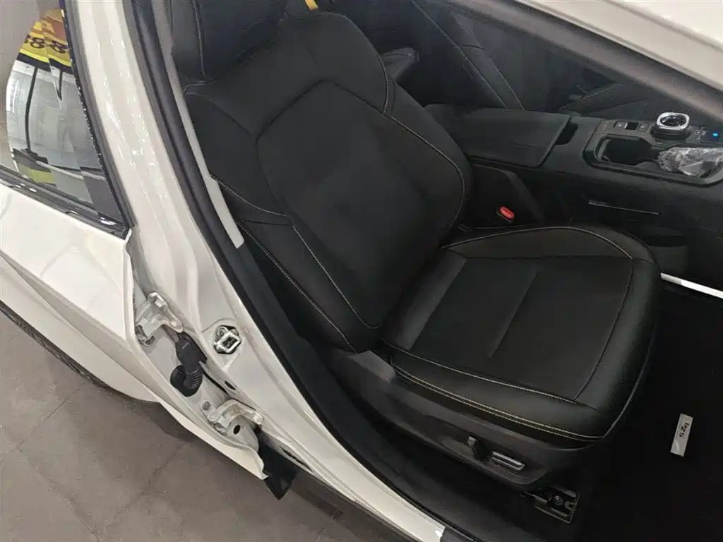 Toyota bZ5 2025 Model 550 PRO фото 18