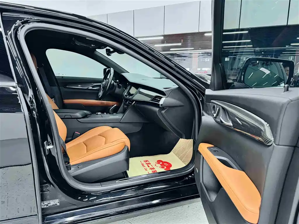Cadillac CT6 2020 28T Luxury фото 27