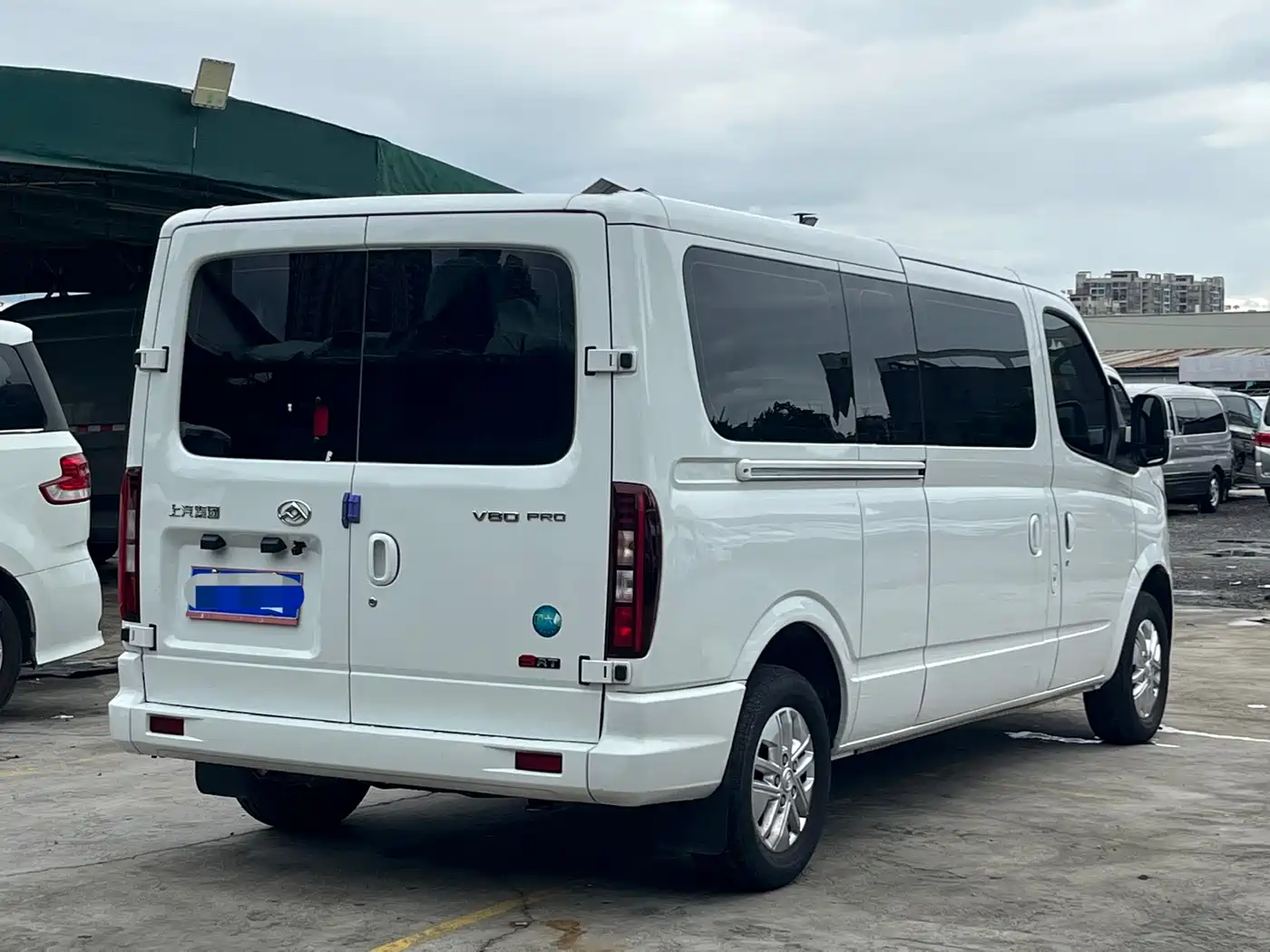 SAIC Maxus Xintu V80 2025 2025 PRO Aoyun 2.0T AMT Long Wheelbase Ultra-Low Roof 6/7/8/9-Seater