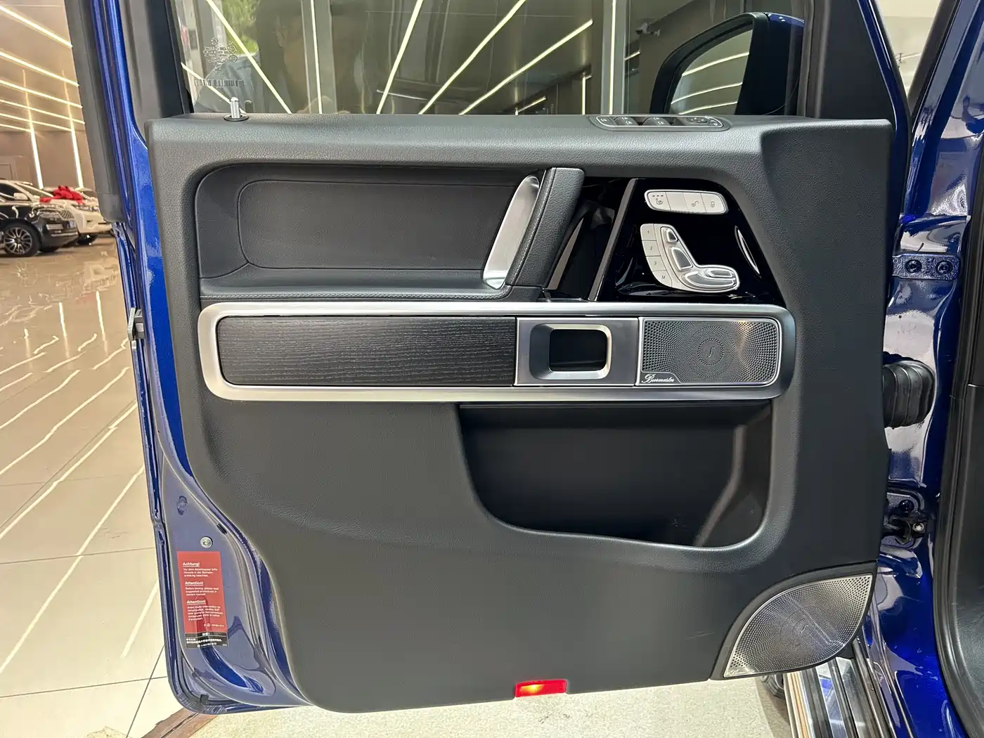 Фото 8 - Mercedes-Benz G-Class