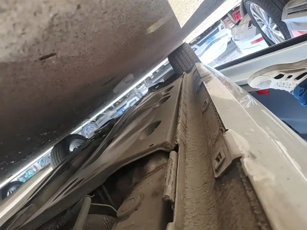 Volkswagen Sagitar 2018 280TSI DSG Spark Edition фото 22