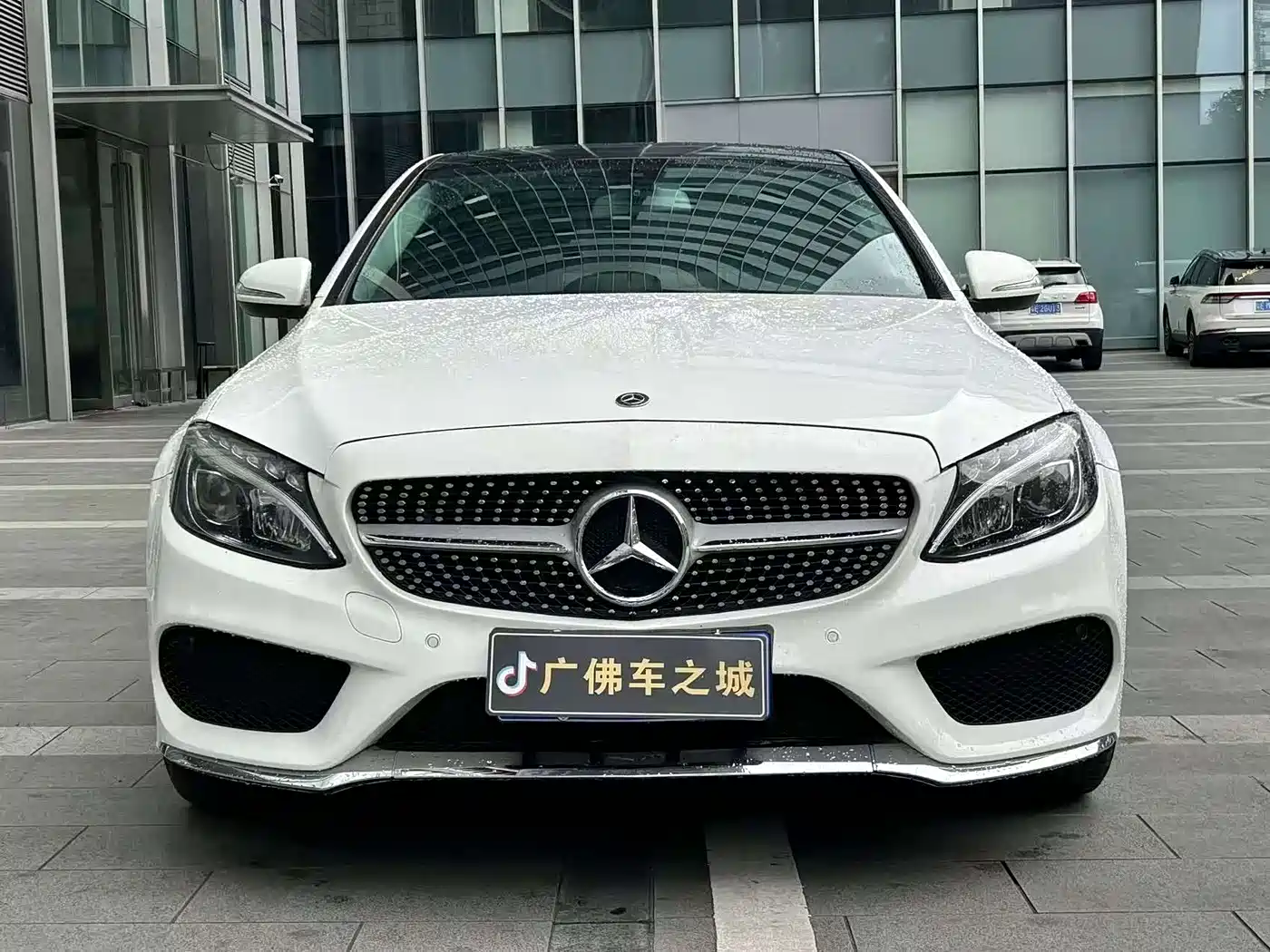Mercedes-Benz C-Class 2017 Facelift C 200 L Sport Edition фото 2
