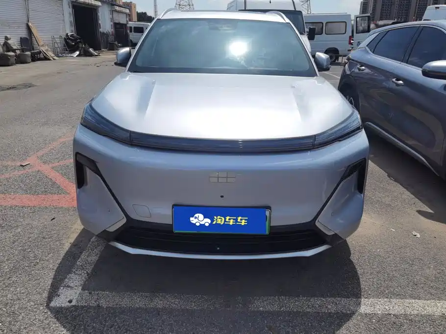 Geely Galaxy Galaxy Starship 7 EM-i 2025 2025 Model 120km Explorer+ Edition