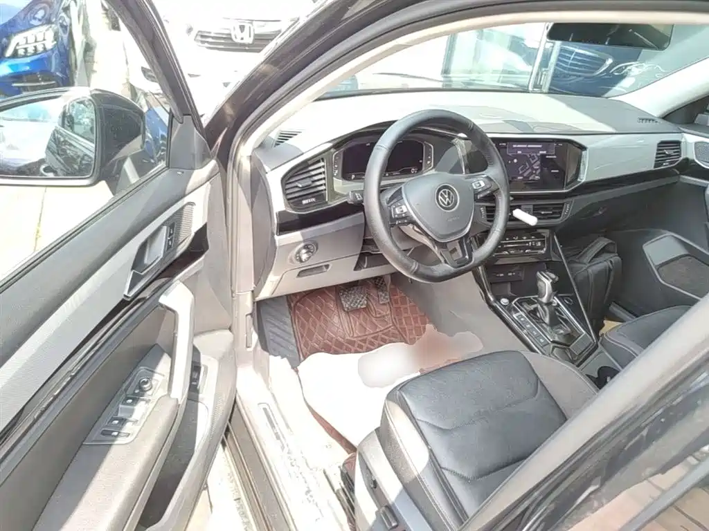 Volkswagen Tayron 2022 330TSI 2WD Luxury Smart Connect Edition фото 16