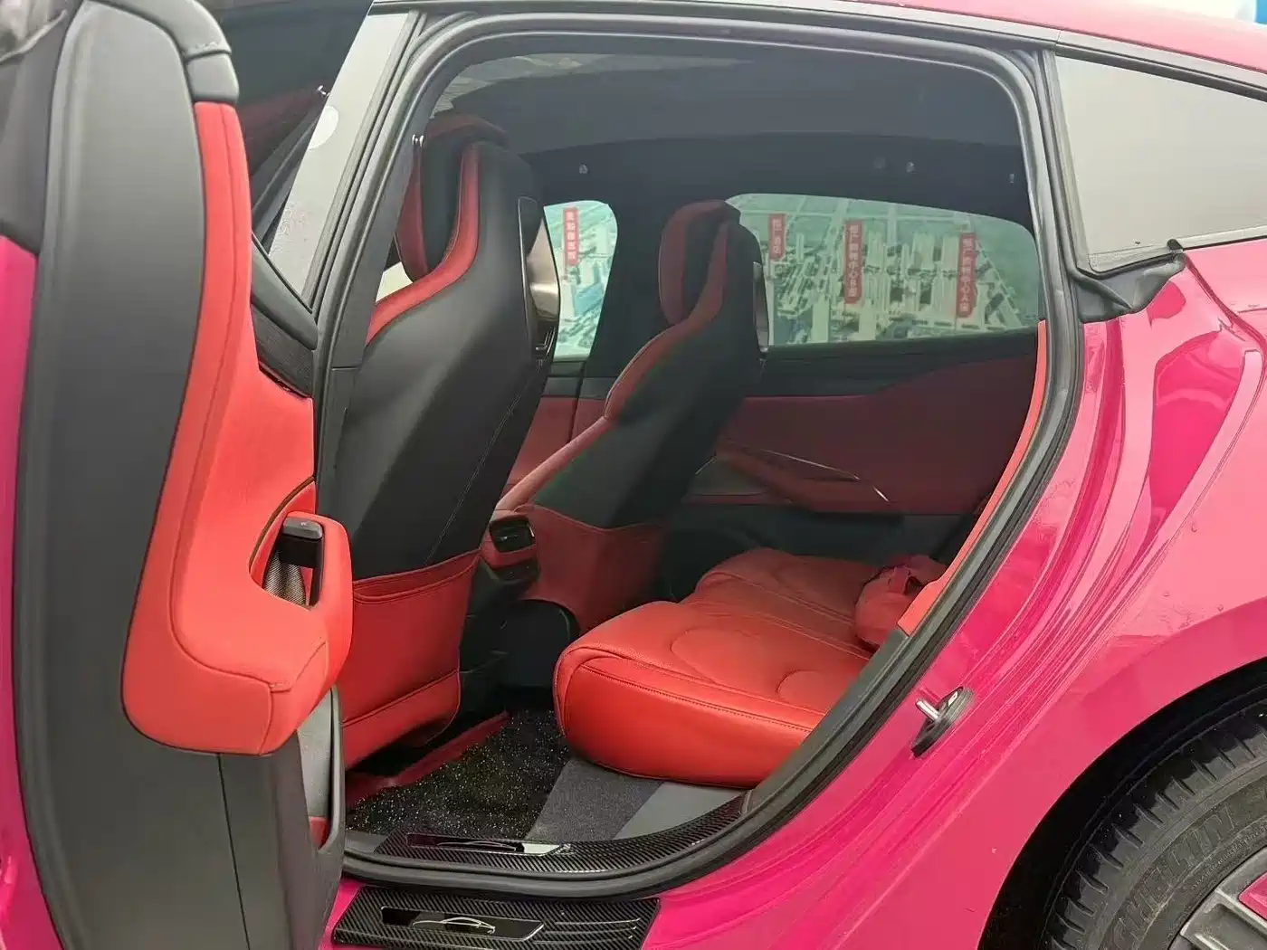 XIAOMI CAR XIAOMI SU7