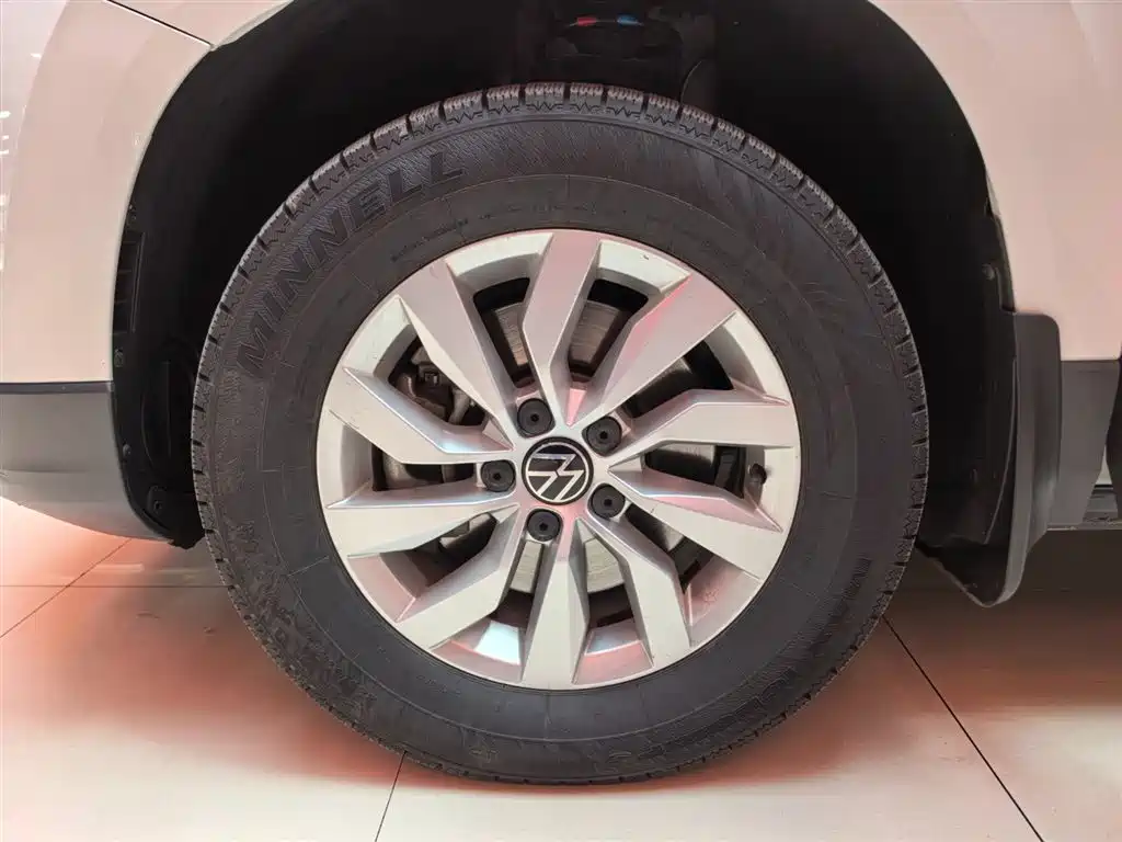 Volkswagen Tharu 2021 Model 280TSI 2WD Trend Edition фото 17