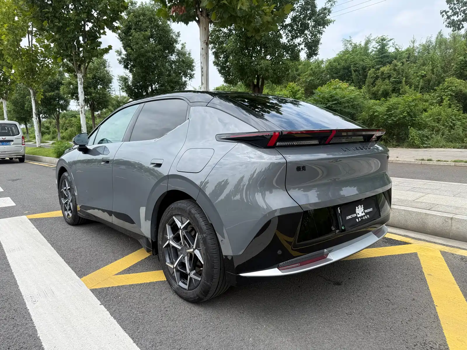 Фото 7 - Lynk & Co Z20