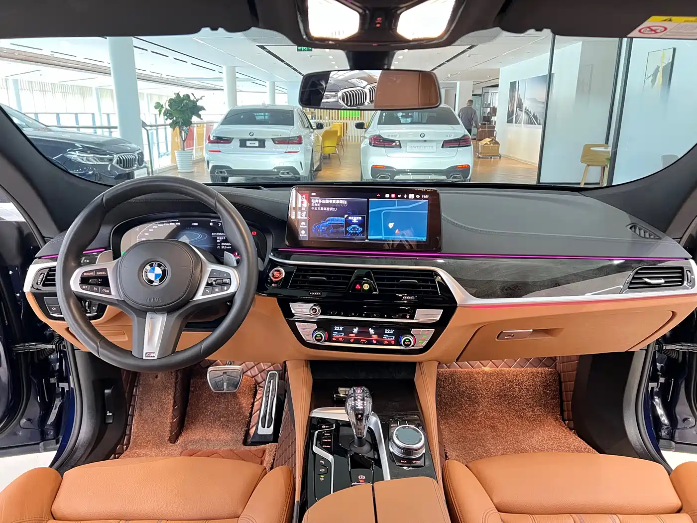 BMW 6 Series GT 2024 630i M Sport Ultimate Package фото 10