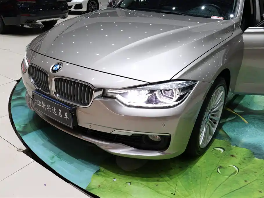 BMW 3 Series 2018 320Li Fashion Style фото 25